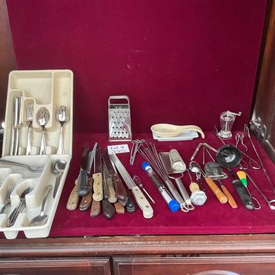 Lot# 225 Lot of Flat Ware And Kitchen Utensils