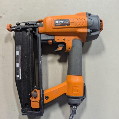 Ridgid R25oSFA Straight Finish Nailer