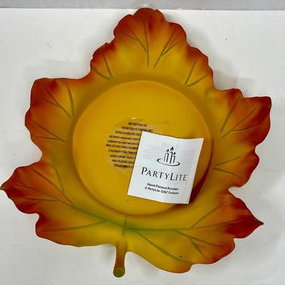 Party-litel Leaf Shaped Candleholder Plate Orange & Red Fall Decor