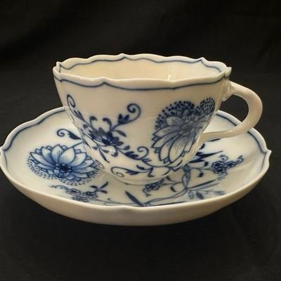 Lot of Micellaneous Blue Pattern Dishes