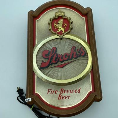 Stroh’s beer sign
