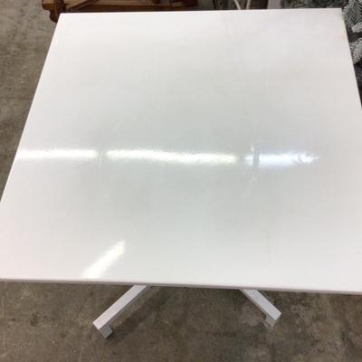 Metal Tilt Table