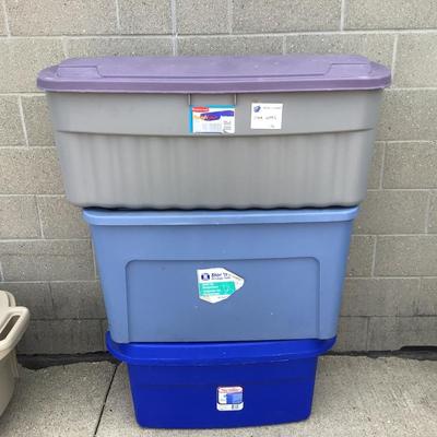Large Storeage Totes With Lids