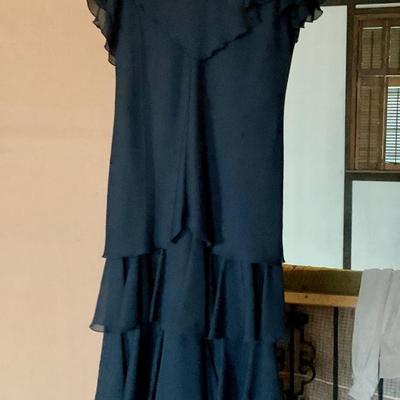 Black ruffled dress med to large