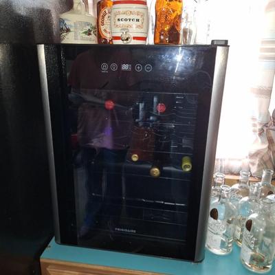 fridgidare winecooler