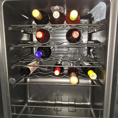 fridgidare winecooler