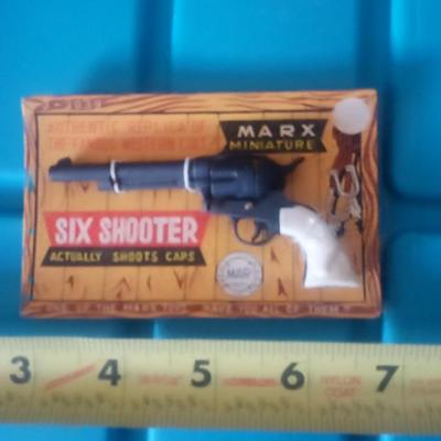 LOT 14 MARX MINIATURE CAP GUN