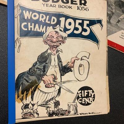 Vintage Sports & Magazines Lot