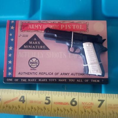 LOT 17 MARX MINIATURE CAP GUN