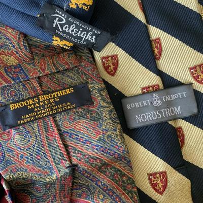 Men’s High End Designer Ties Lot