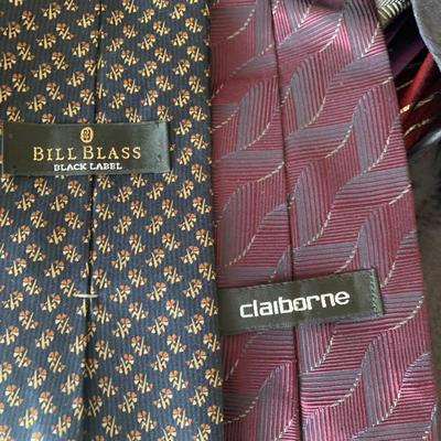 Men’s High End Designer Ties Lot