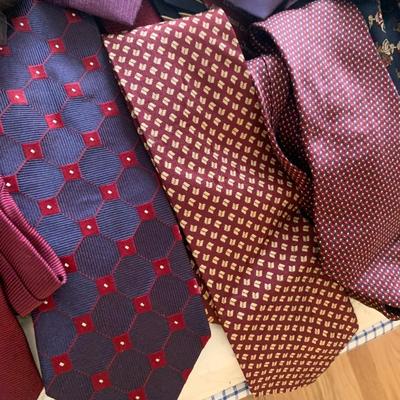 Men’s High End Designer Ties Lot