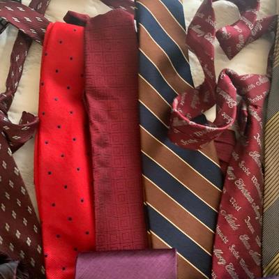Men’s High End Designer Ties Lot