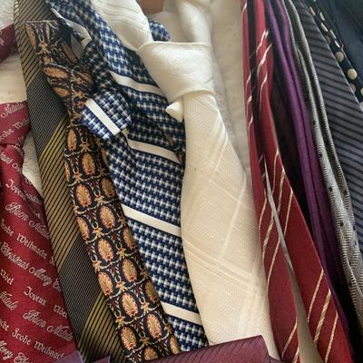Men’s High End Designer Ties Lot