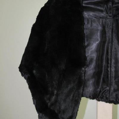 Vintage Black Fur Ladies Short Cape