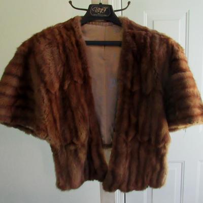 Vintage Ladies Short Over the Shoulders Fur Cape