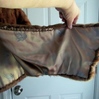 Vintage Ladies Short Over the Shoulders Fur Cape