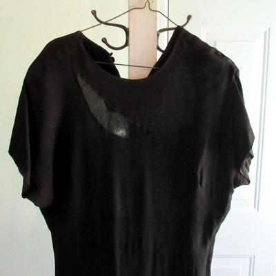 Ladies Vintage Black Dress, Much Nicer Than Photos Show!