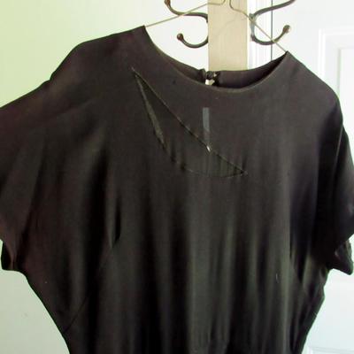 Ladies Vintage Black Dress, Much Nicer Than Photos Show!