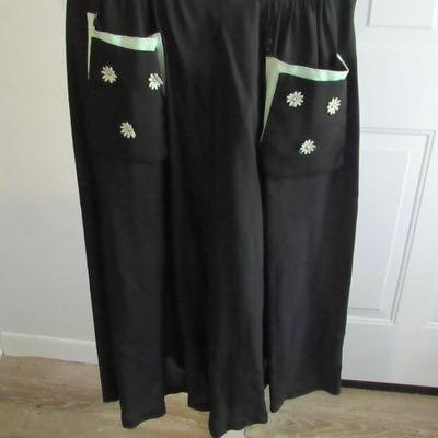 Vintage Ladies Black/Green Dress, Applied Flowers/Beads, Read Description