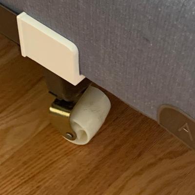 Aireloom Mattress/Box Spring Single Frame Brass Headboard