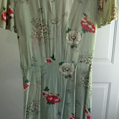 Vintage Sheer Green Floral Dress With Belt