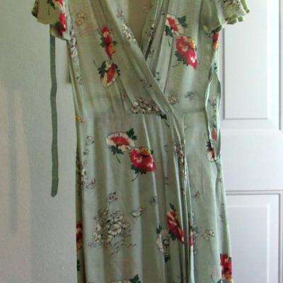 Vintage Sheer Green Floral Dress With Belt