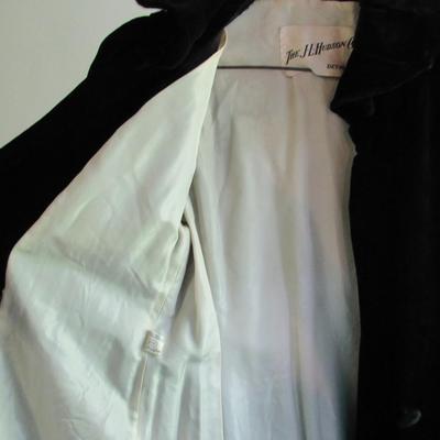 Vintage 1940-50s Ladies Black Velvet Long Coat, J L Hudson Co, Read Description