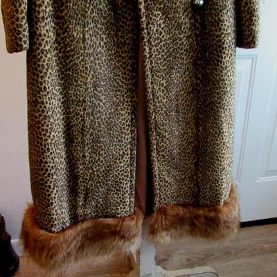 Vintage Ladies Long Coat, Fur Collar and Hem