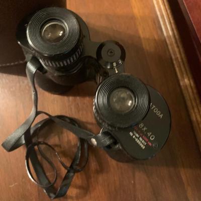 Swift Saratoga Binoculars In Case