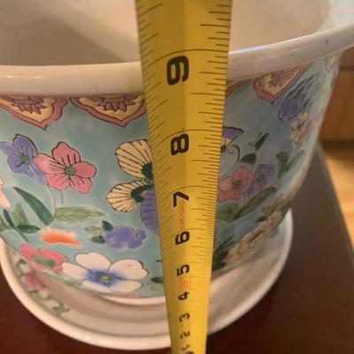 Planter With Dish