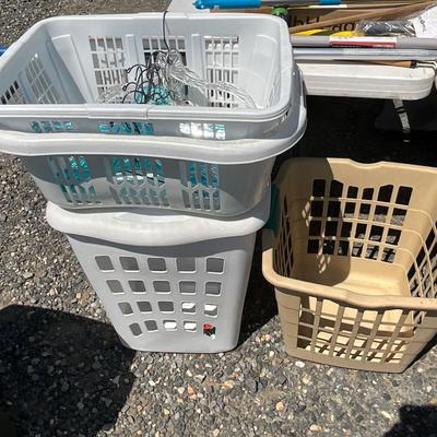 Lot# 239 Laundry Day Lot