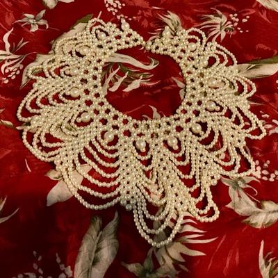 Faux pearl collar, great Mardi Gras jewelry