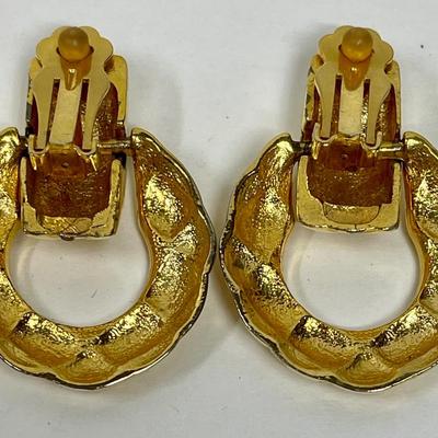 Vintage Gold Tone clip-on Earrings