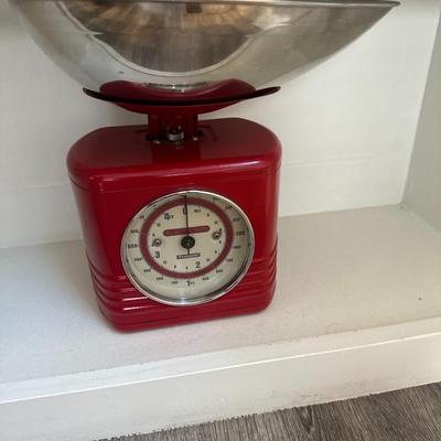 Vintage WOW red candy scale with chrome top and candy scoop Typhoon brand