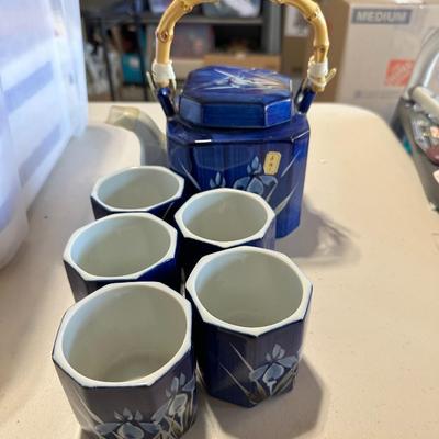 Asian Blue Iris Octagonal Ceramic Teapot Wood Handle Floral Flowers w/ cups