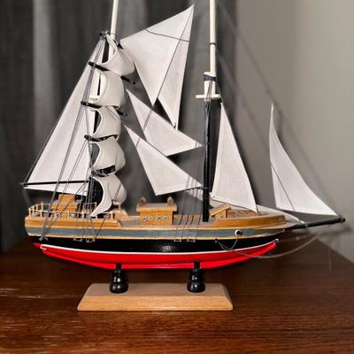 Model Ship Replica Blue Nose Schooner Wood 15" assembled sailing ship boat art