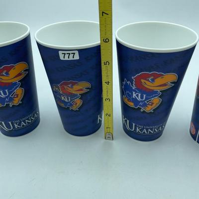 4-KU plastic cups