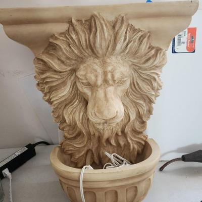 Table Wall Fountain Lion Head With water pump