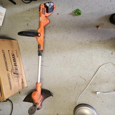 Black & Decker Electric Power Trimmer 14in Tested Working