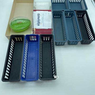 Small storage and color paper