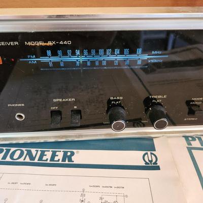 Pioneer SX-440 Receiver with Manual Paperwork