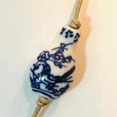 Vintage hand knotted Chinese porcelain blue and white necklace