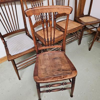 Set of Six Oak Chairs (BS-JS)