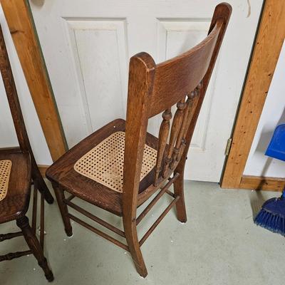 Set of Six Oak Chairs (BS-JS)