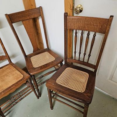 Set of Six Oak Chairs (BS-JS)