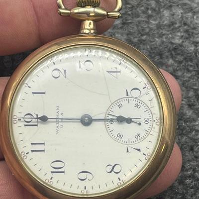 Antique Men's Waltham Traveler Pocket Watch