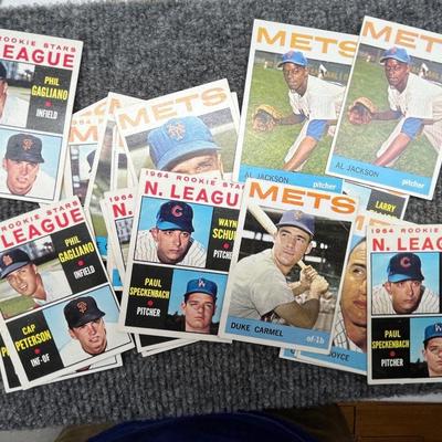 Group 1960's Baseball Sporting Cards