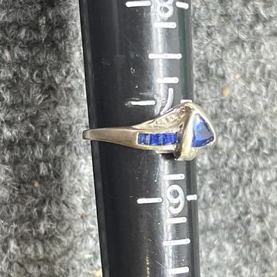 10k Ladies Sapphire Ring