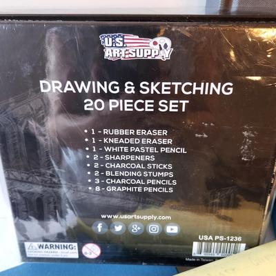 Lot #31 Professional Artist Sketch Set & 4 Blank Sketch Books